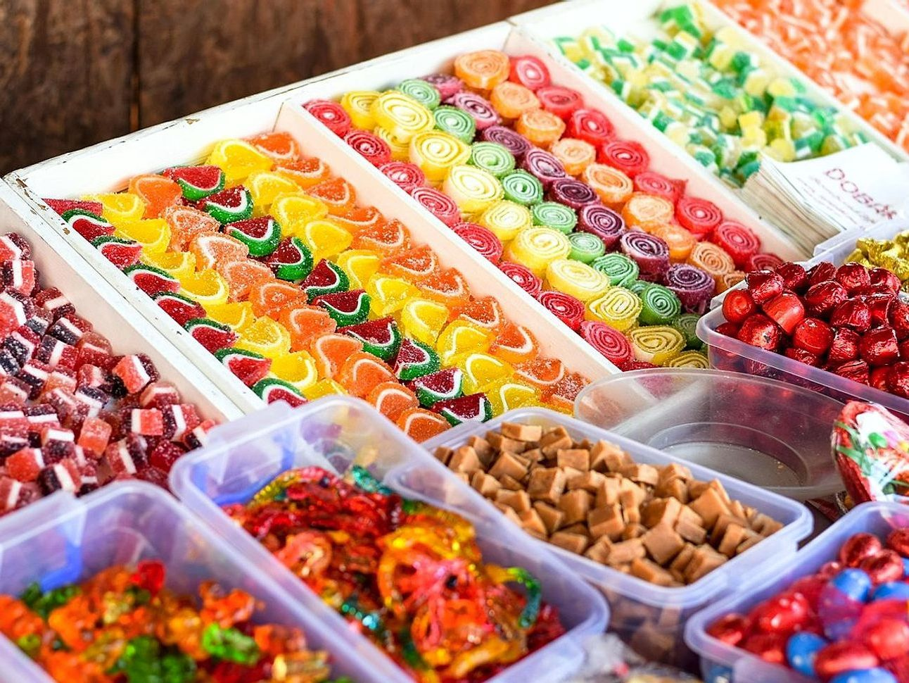 Golden batch of small-batch sweets